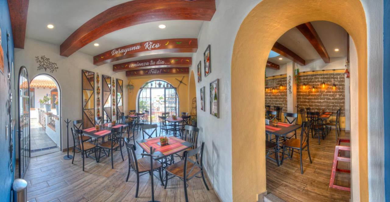 Hotel Santa Paula 태스코 데 알라르콘 외부 사진