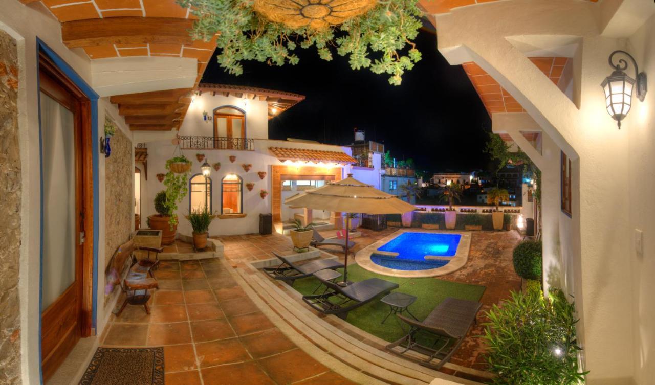 Hotel Santa Paula 태스코 데 알라르콘 외부 사진