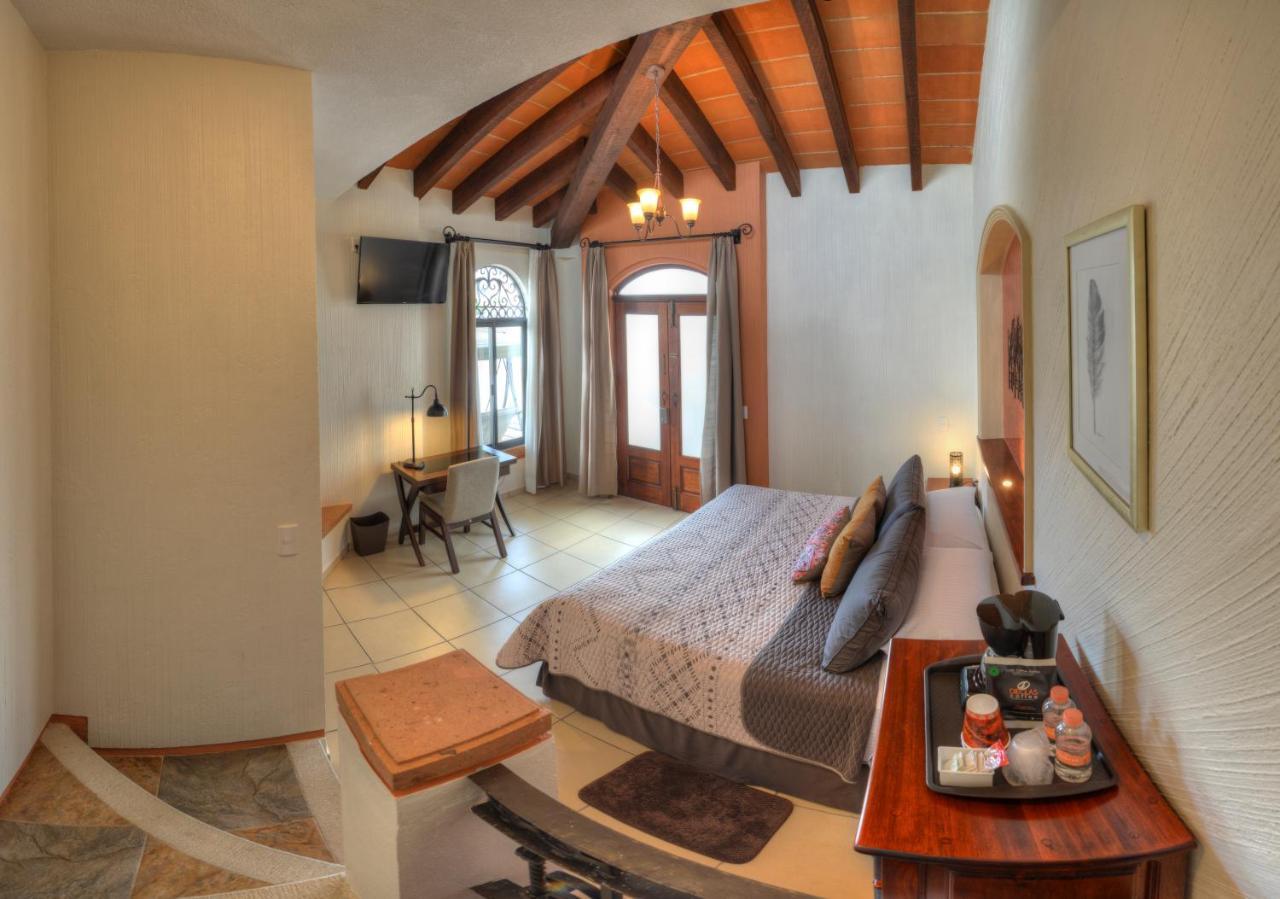 Hotel Santa Paula 태스코 데 알라르콘 외부 사진
