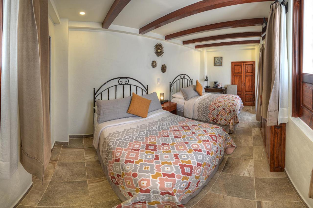 Hotel Santa Paula 태스코 데 알라르콘 외부 사진